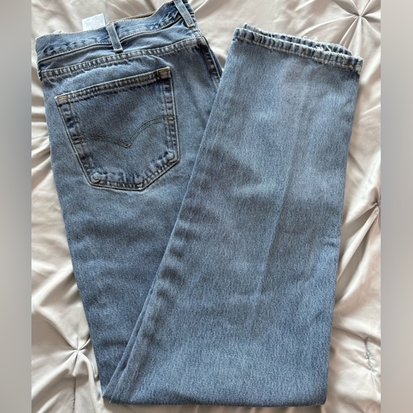 Levi's 550 Men's Classic Blue Straight Jeans - Picture 2 of 6